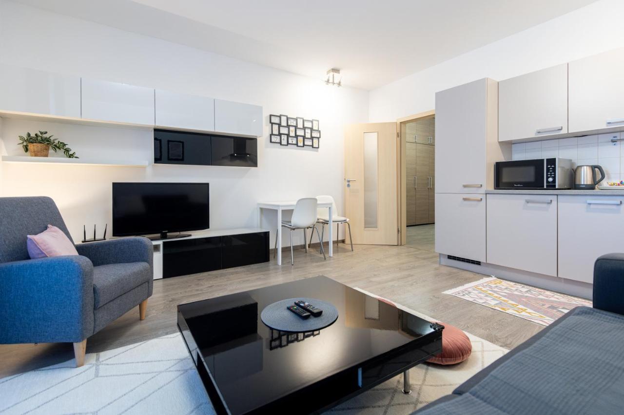 Nova Karolina Apartment Ostrava Extérieur photo